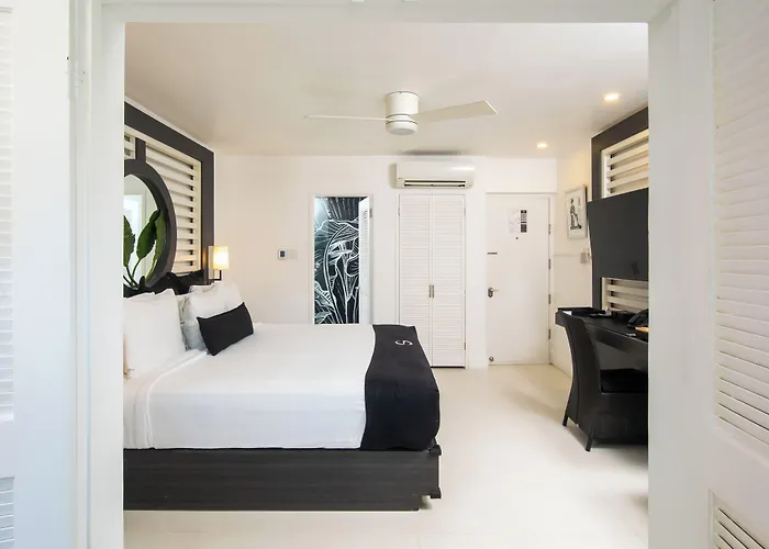 S - Luxury Boutique Hotel 5*